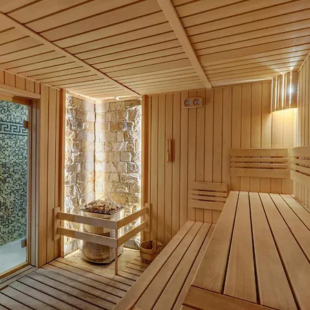 Shipka Hotel 4*