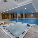 Отель Shipka 4*
